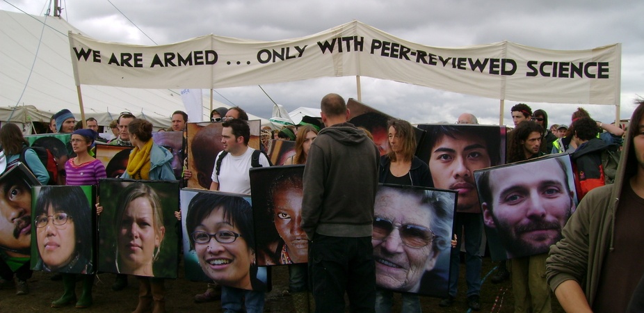 Science and Society – Do we have a problem? Science and Society – Do we have a problem?